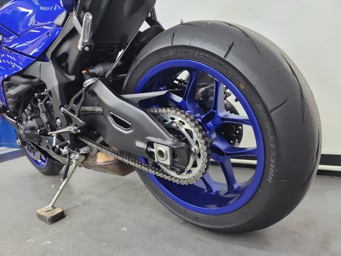 2024 Yamaha YZF-R1 Blue