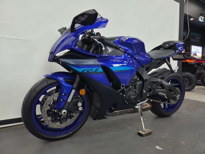 2024 Yamaha YZF-R1 Blue