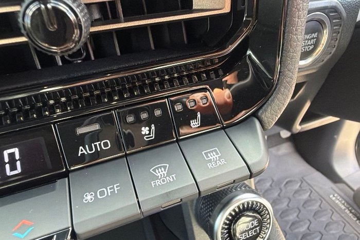2026 Toyota Landcruiser Prado Altitude