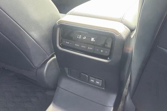 2026 Toyota Landcruiser Prado Altitude