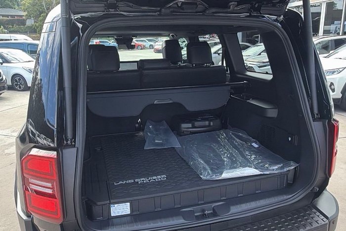 2026 Toyota Landcruiser Prado Altitude