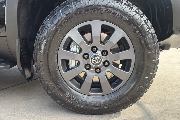 2026 Toyota Landcruiser Prado Altitude