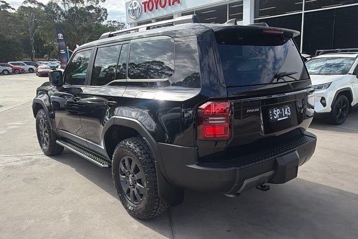2026 Toyota Landcruiser Prado Altitude