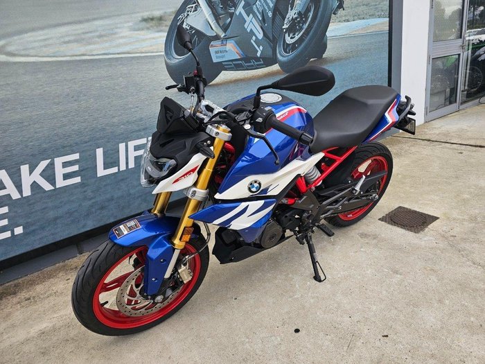 2026 BMW G 310 R