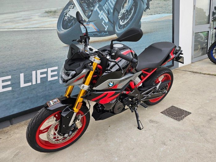 2024 BMW G 310 R