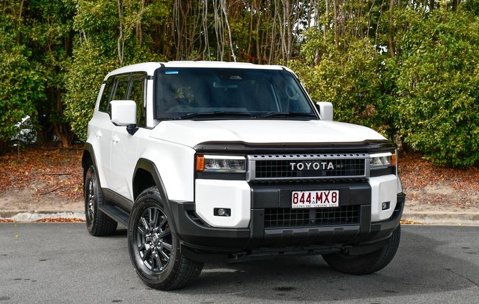 2025 Toyota Landcruiser Prado