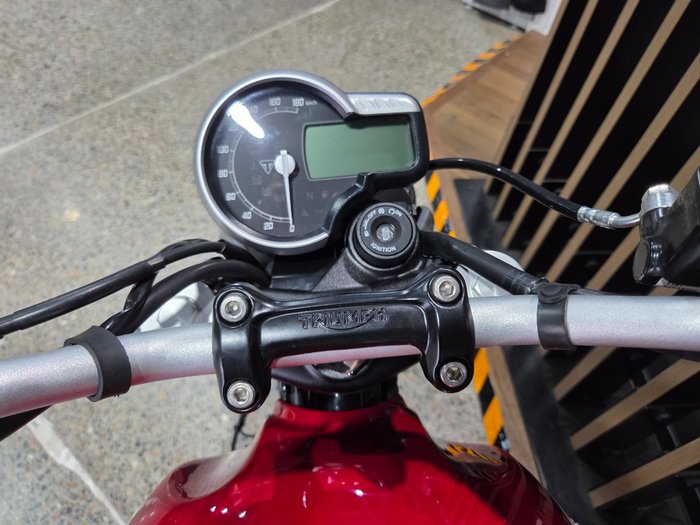 2026 Triumph SPEED 400 RED