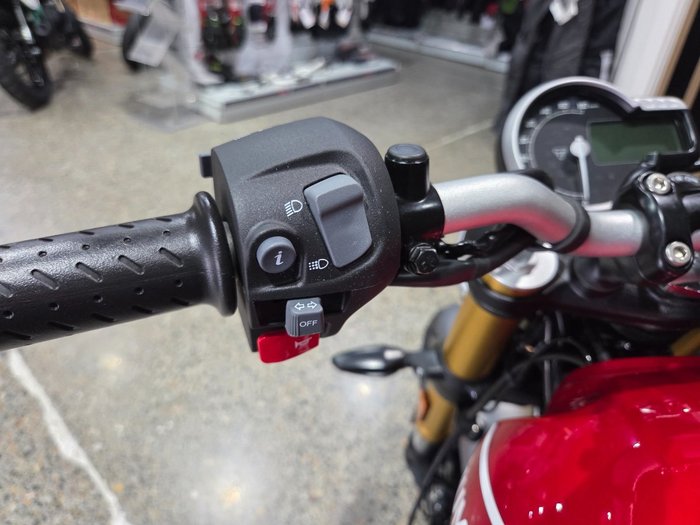 2026 Triumph SPEED 400 RED