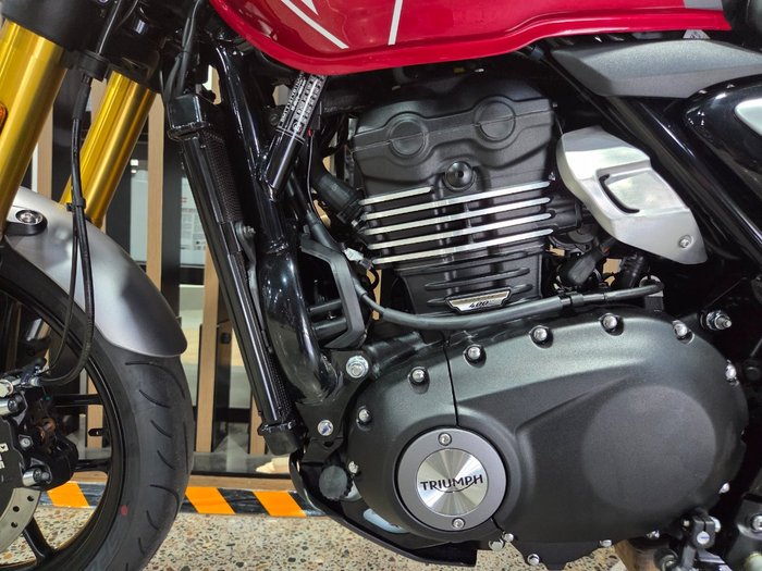 2026 Triumph SPEED 400 RED