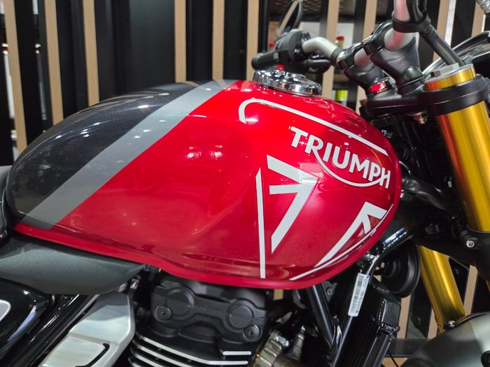 2026 Triumph SPEED 400 RED