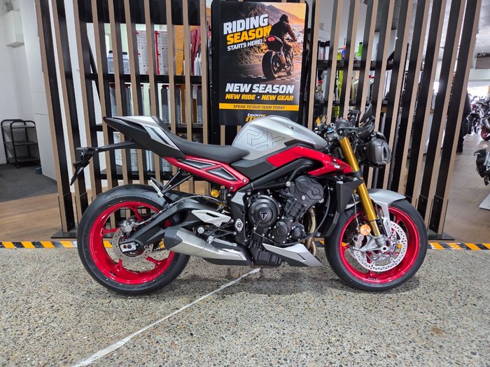 2026 Triumph 2026 Triumph 765CC Street Triple RX MATT SILVER ICE