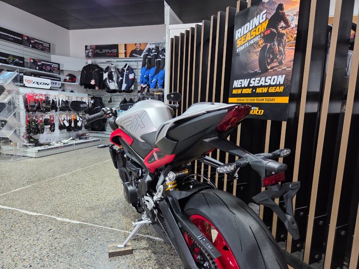 2026 Triumph 2026 Triumph 765CC Street Triple RX MATT SILVER ICE