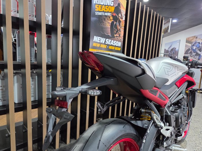 2026 Triumph 2026 Triumph 765CC Street Triple RX MATT SILVER ICE