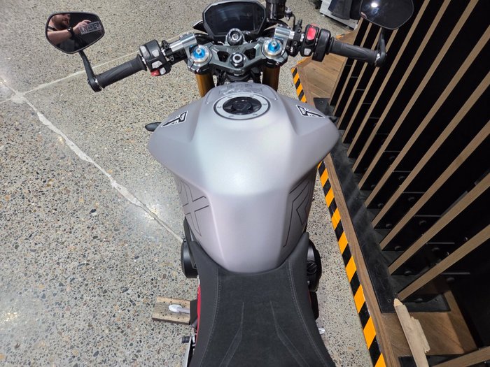 2026 Triumph 2026 Triumph 765CC Street Triple RX MATT SILVER ICE