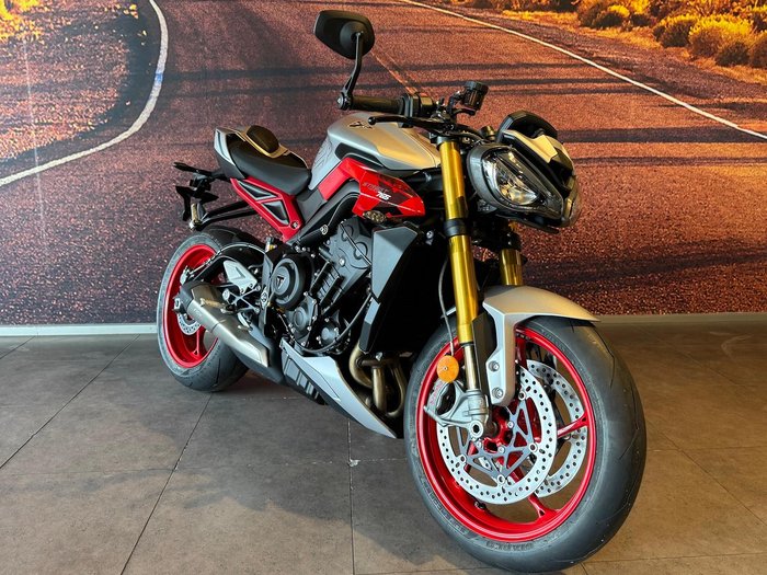 2026 Triumph Street Triple 765 RX Street Triple Silver