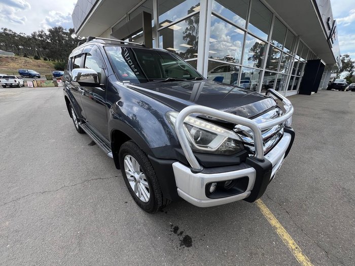 2018 Isuzu MU-X LS-T