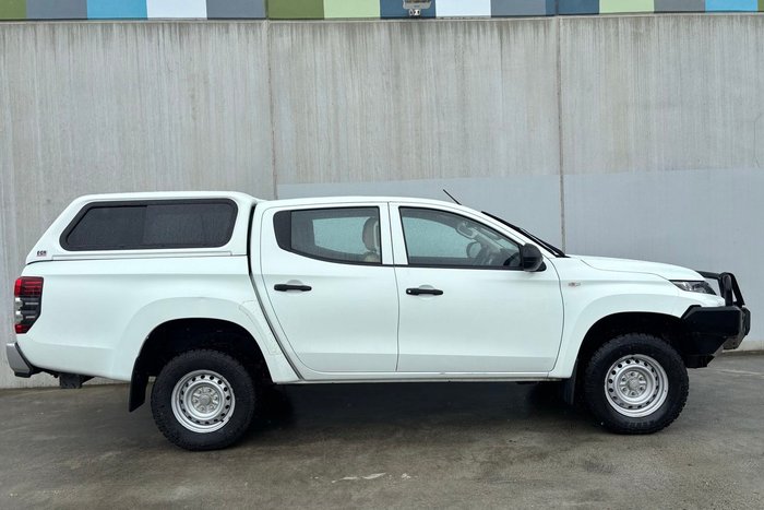 2018 Mitsubishi Triton GLX