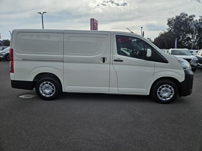 2019 Toyota Hiace