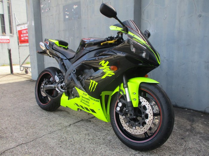 2005 YAMAHA YZF-R1