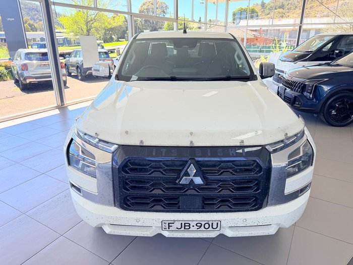 2024 Mitsubishi Triton GLS