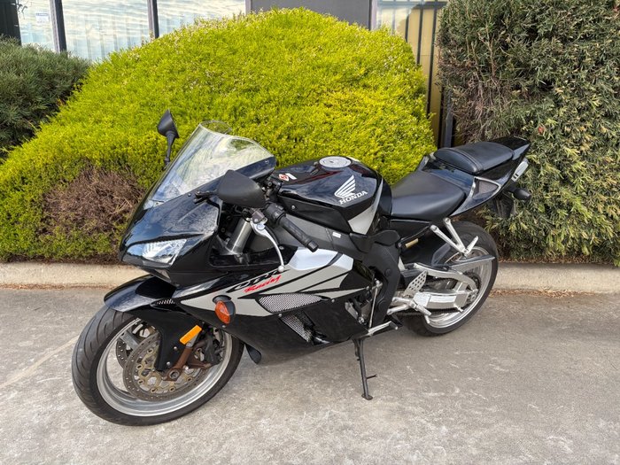 2005 Honda CBR1000RR (FIREBLADE) Black