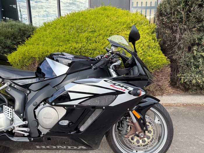 2005 Honda CBR1000RR (FIREBLADE) Black