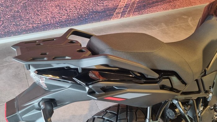 2026 Suzuki V-Strom 800DE V-Strom Black
