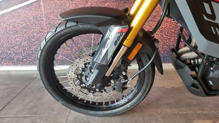 2026 Suzuki V-Strom 800DE V-Strom Black