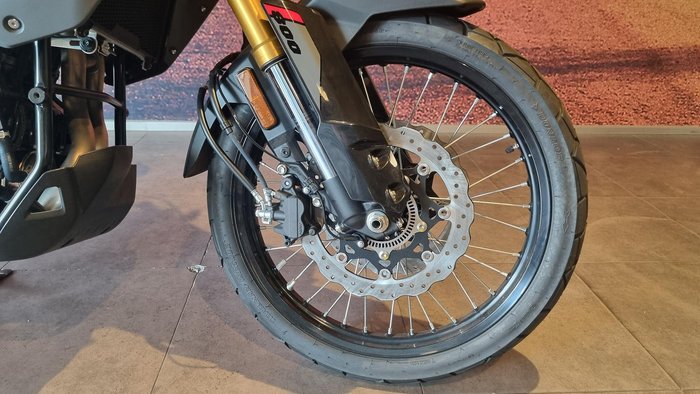 2026 Suzuki V-Strom 800DE V-Strom Black