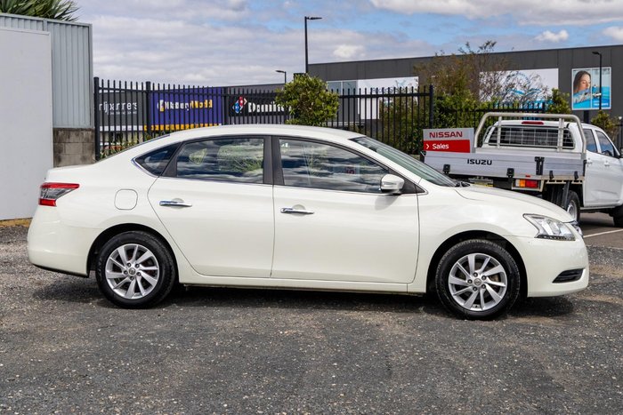 2015 Nissan Pulsar ST