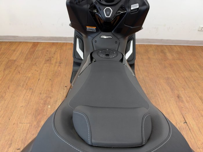 2026 Yamaha TMAX 560 TECH MAX GREY
