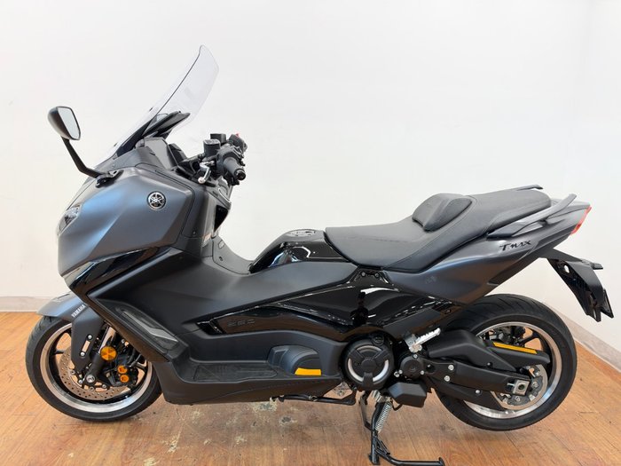 2026 Yamaha TMAX 560 TECH MAX GREY