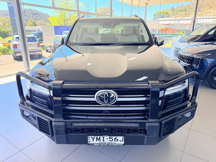 2023 Toyota Landcruiser Sahara ZX