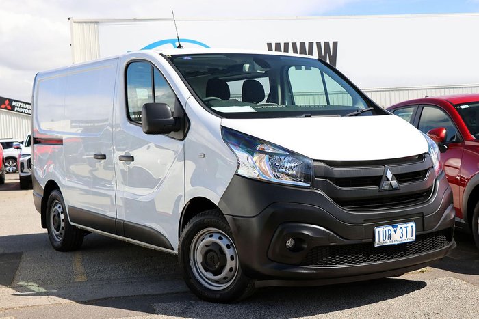 2021 Mitsubishi Express GLX