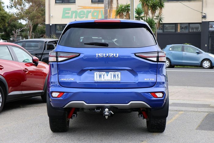2022 Isuzu MU-X LS-T