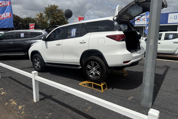 2022 TOYOTA FORTUNER GX