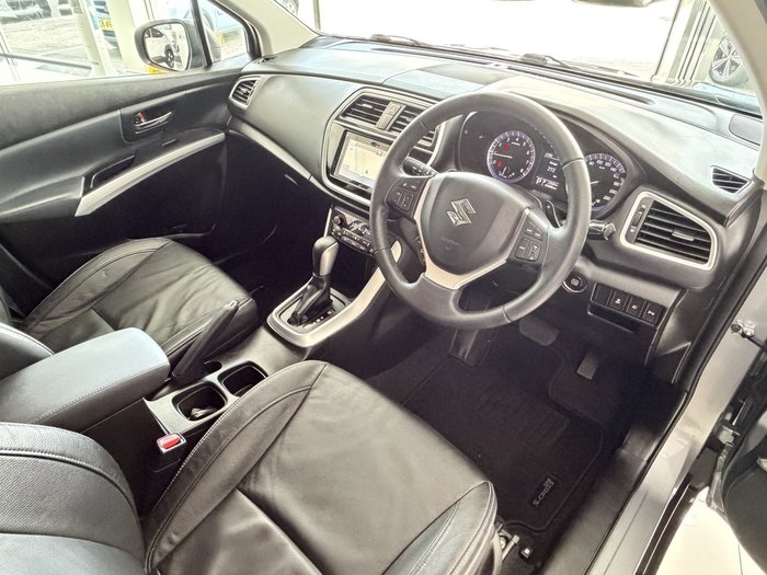 2019 Suzuki S-Cross Turbo Prestige