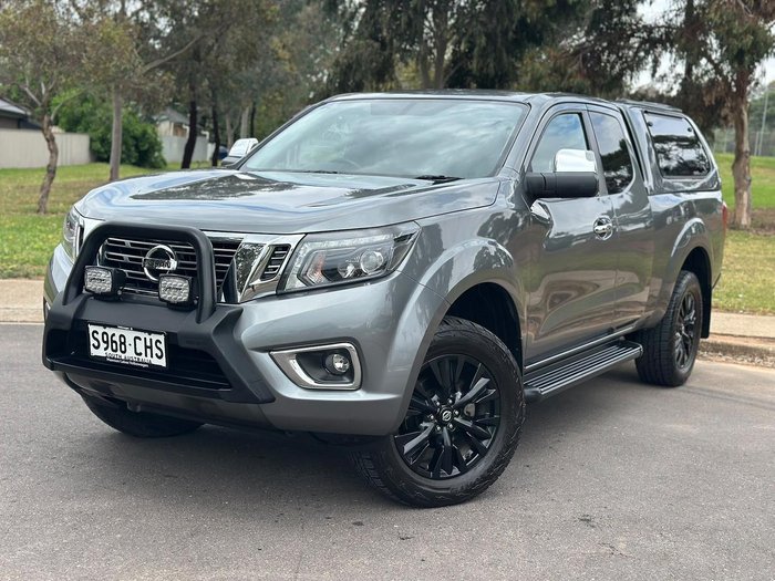2020 Nissan Navara ST