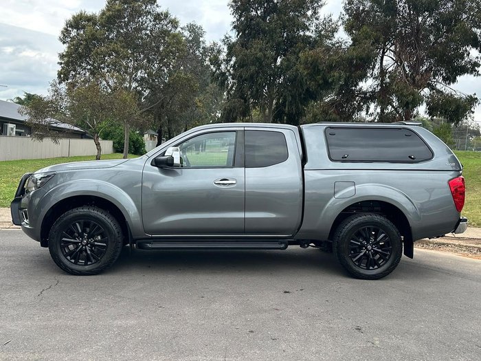 2020 Nissan Navara ST