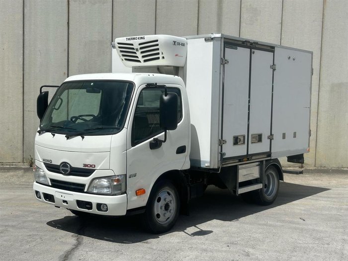 2016 Hino 300 Series