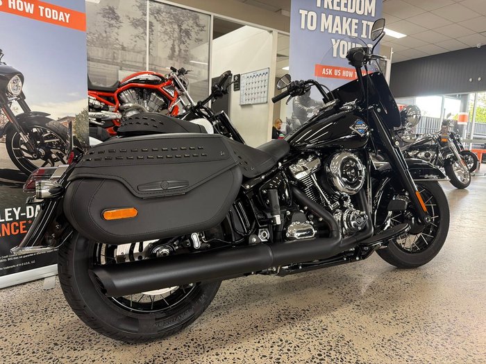 2026 Harley-Davidson Heritage Classic 117 (FLHC)