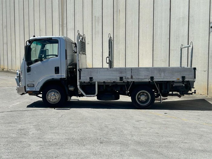 2015 Isuzu N Series