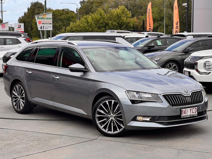 2017 SKODA Superb