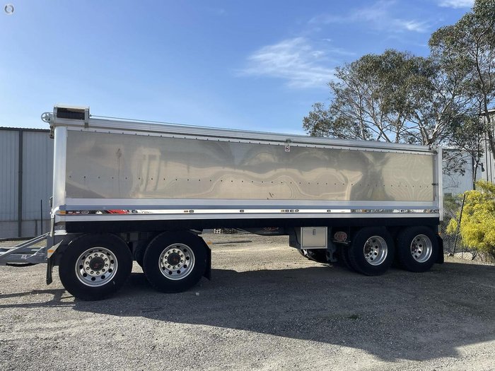 2024 BTE 4 Axle Dog