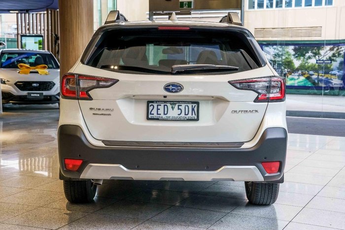 2025 Subaru Outback AWD Touring