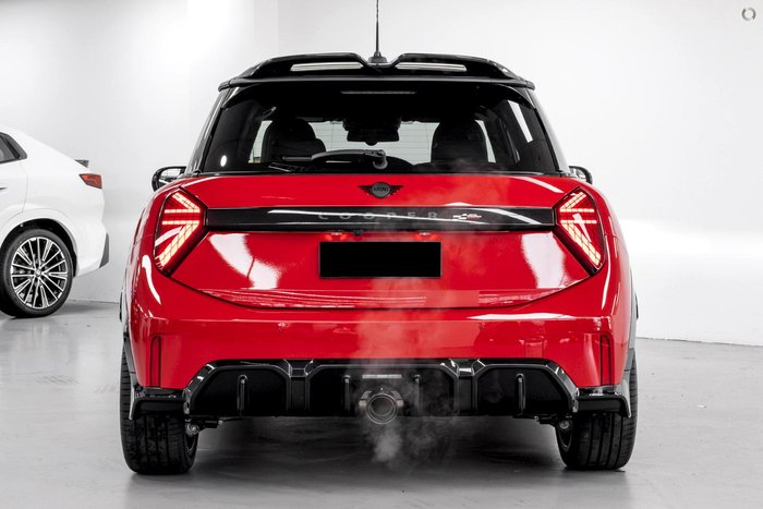 2026 MINI Cooper JCW Favoured