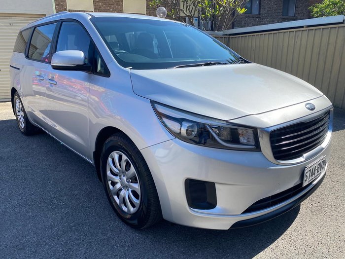 2016 Kia Carnival