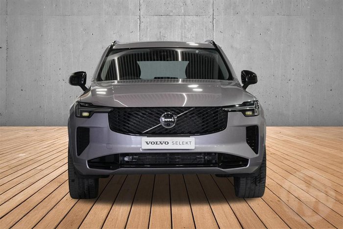 2025 Volvo XC90 Ultra B5 Dark