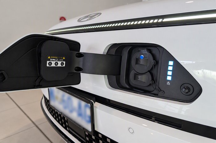 2026 Hyundai Kona Electric 2WD Premium