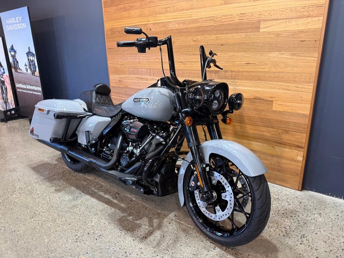 2024 Harley-Davidson Road King Special 114 (FLHRXS)